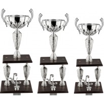 Serie di 3 trofei cm 66-60-54
