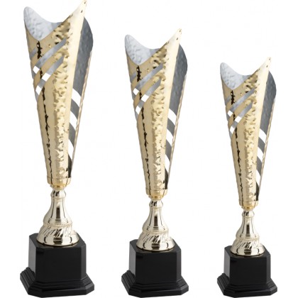 cod. 4.559 - Serie di 3 trofei cm 49-43-38