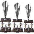 cod. 5.209 - Serie di 3 trofei cm 64-62-61 sport escluso Made in Italy