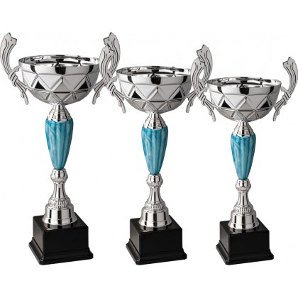 cod. 8.659 - Serie di 3 trofei cm 43-40-36 Made in Italy