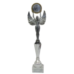 cod. 18.032 - Trofeo vittoria cm 44