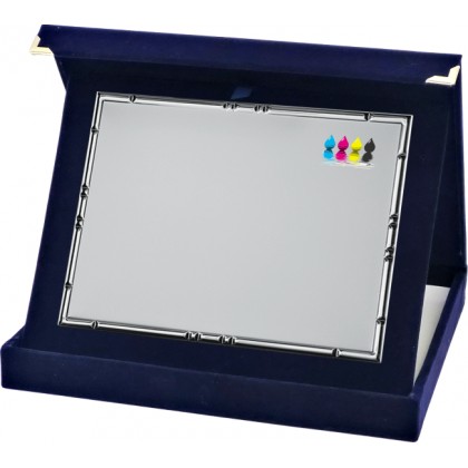 cod. 21.51.26 - Astuccio cm 26x21 e targa Made in Italy