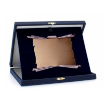 Plate and Box cm 19x16